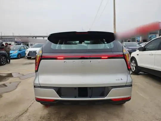 Geely Auto FX11 2025 (100 км)