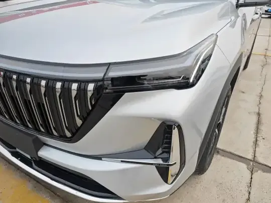 Geely Auto FX11 2025 (100 км)