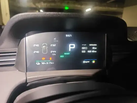 Roewe D6 2025 (15000 км)
