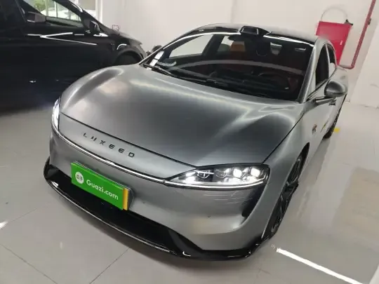 Hima Luxeed S7 2025 (4100 км)