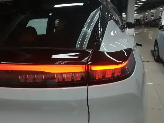 Dongfeng Aeolus L7 New Energy 2025 (7000 км)