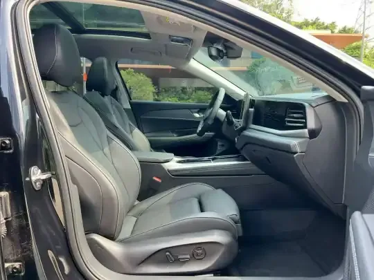 Volkswagen Passat 2025 (6300 км)