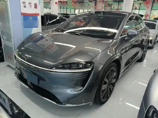 Hima Luxeed R7 2025 (6700 км)