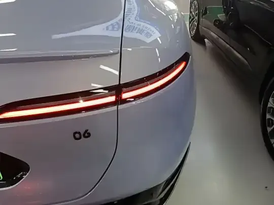 Avatr 06 2025 (100 км)