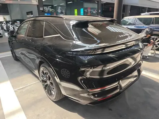 Zeekr 007GT 2025 (100 км)