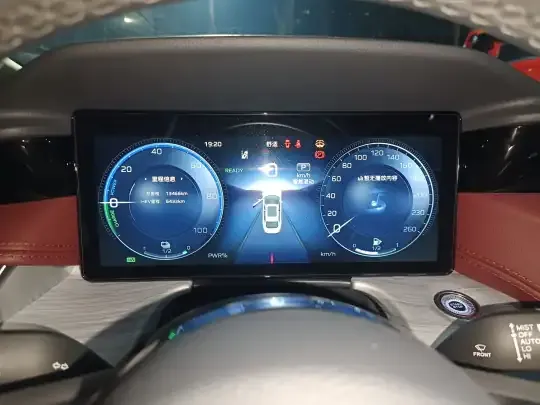 Hongqi H5 PHEV 2025 (13500 км)