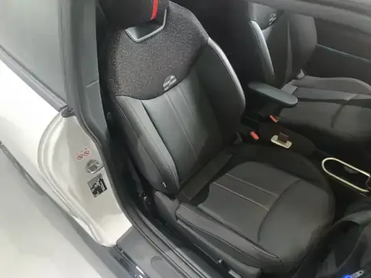 MINI Electric COOPER JCW 2025 (4000 км)