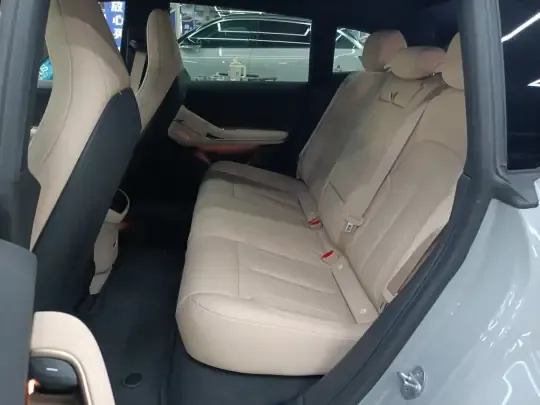 Nio ET5T 2025 (10000 км)