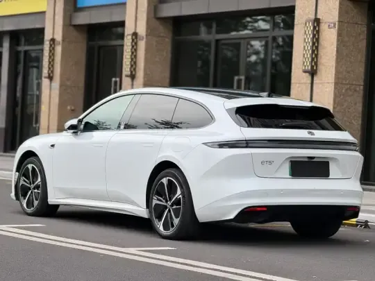 Nio ET5T 2025 (10000 км)