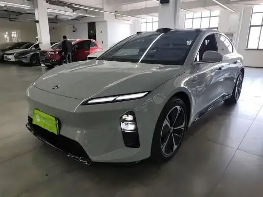 Nio ET5 2025 (7400 км)