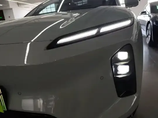 Nio ET5 2025 (7400 км)