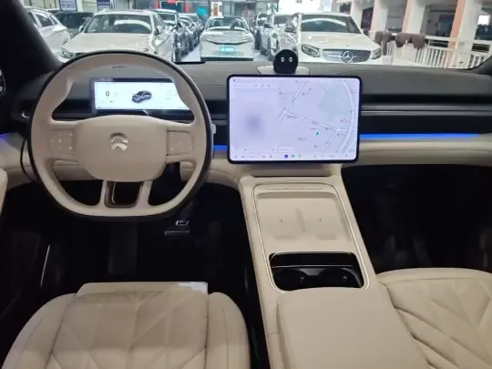 Nio EC6 2025 (2700 км)