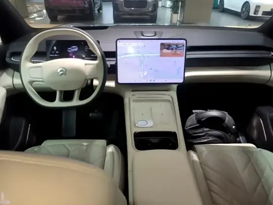 Nio ES6 2025 (100 км)