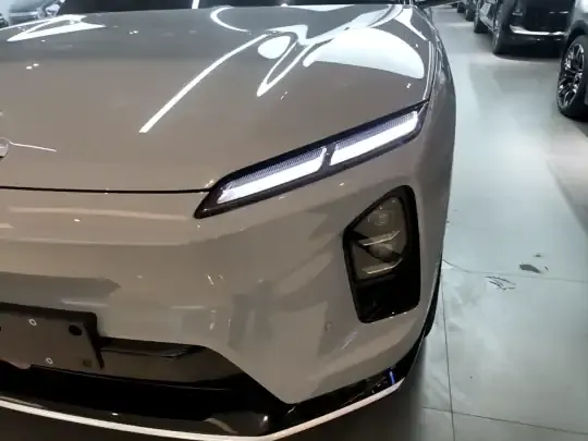 Nio ES6 2025 (100 км)