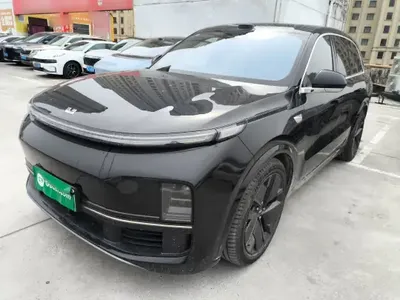 Li Auto L8 2025 (10600 км)