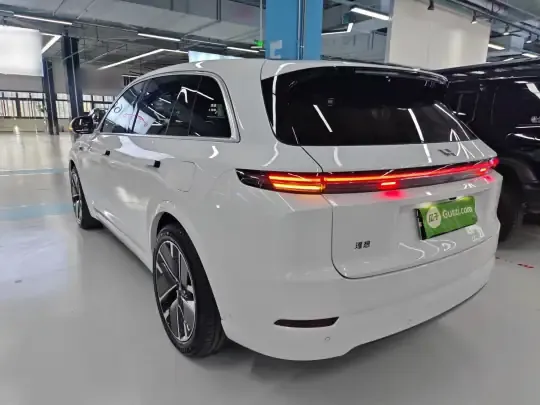Li Auto L7 2025 (7600 км)