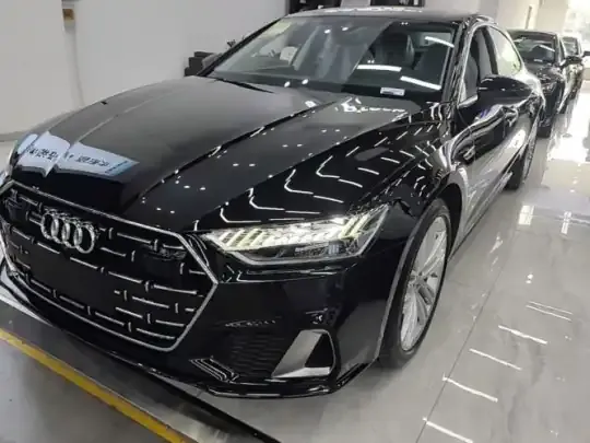 Audi A7L 2025 (200 км)