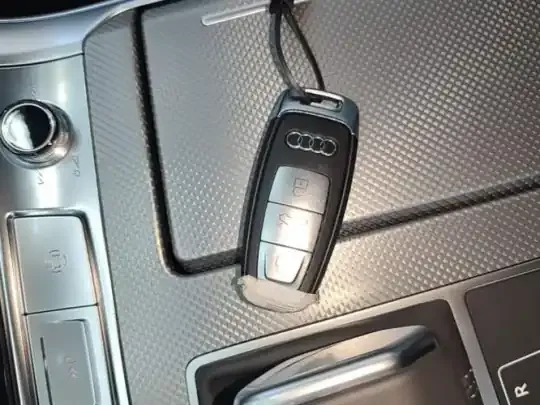 Audi A7L 2025 (200 км)