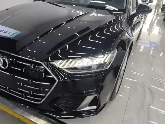 Audi A7L 2025 (200 км)