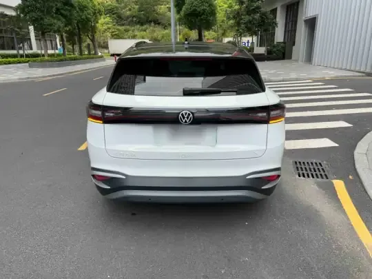 Volkswagen ID,4 X 2025 (13400 км)