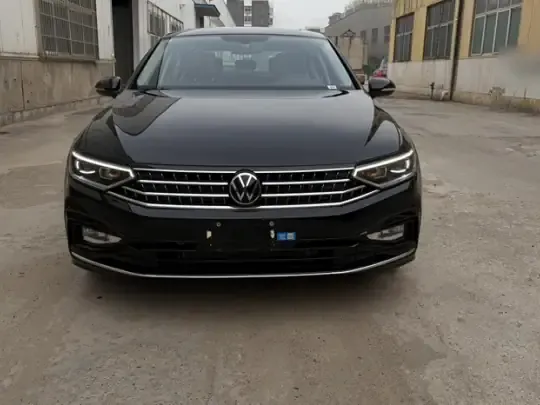 Volkswagen Magotan 2025 (5900 км)