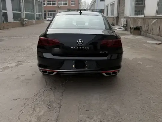 Volkswagen Magotan 2025 (5900 км)