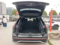 Volkswagen Tiguan L 2025 (4700 км)