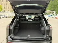 Volkswagen Tiguan L 2025 (19600 км)