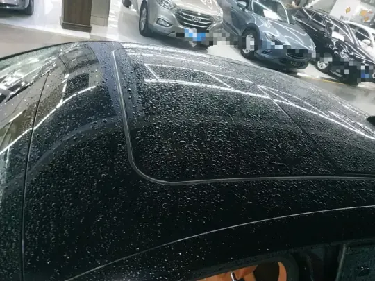 Hongqi H9 2025 (2400 км)