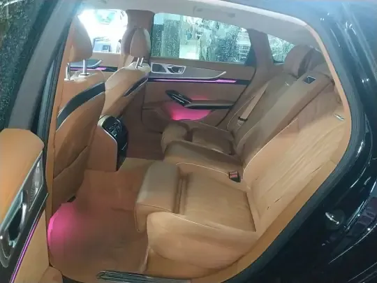 Hongqi H9 2025 (2400 км)