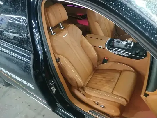 Hongqi H9 2025 (2400 км)