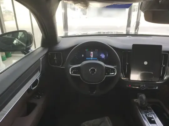 Volvo S90 2026 (100 км)