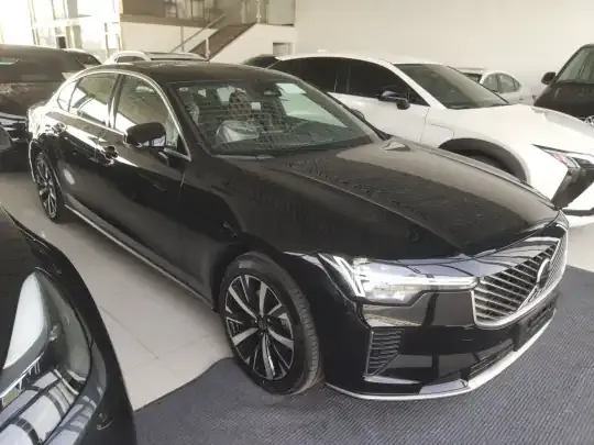 Volvo S90 2026 (100 км)