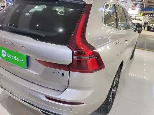 Volvo XC60 2026 (100 км)