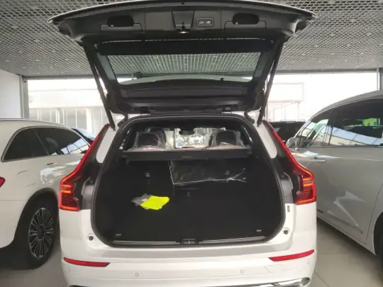 Volvo XC60 2026 (100 км)