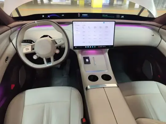 Xiaomi Auto YU7 2025 (2600 км)