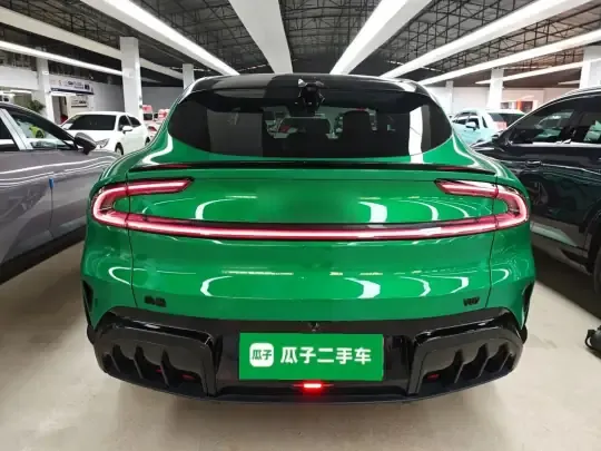 Xiaomi Auto YU7 2025 (10400 км)