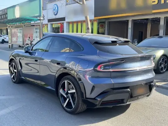 Xiaomi Auto YU7 2025 (200 км)
