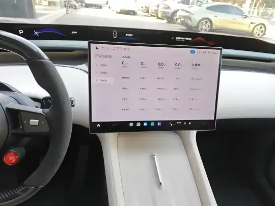 Xiaomi Auto YU7 2025 (200 км)