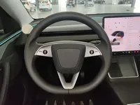 Tesla Model Y 2025 (4400 км)
