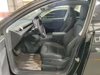 Tesla Model Y 2025 (4400 км)