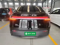 Tesla Model Y 2025 (4400 км)