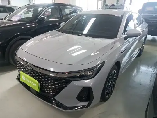 Chery Fengyun A8 2025 (11700 км)