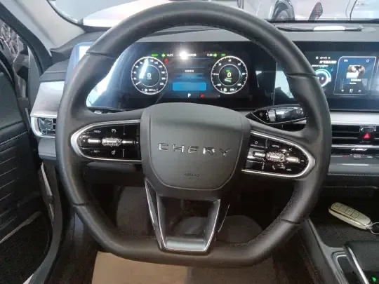 Chery Fengyun A8 2025 (11700 км)