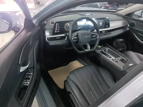 Chery Fengyun A8 2025 (11700 км)