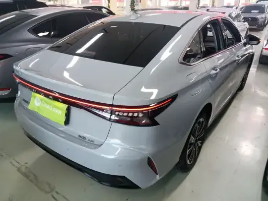 Chery Fengyun A8 2025 (11700 км)
