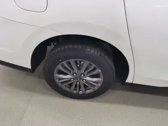 SAIC MAXUS G50 PHEV 2025 (300 км)