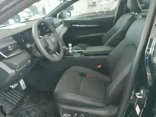 Toyota Camry 2026 (6400 км)