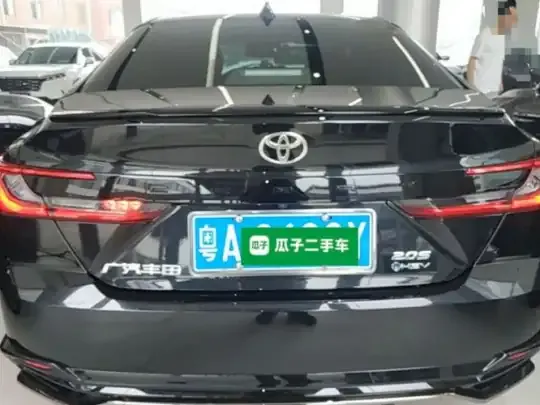 Toyota Camry 2026 (6400 км)