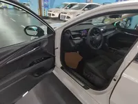 Toyota Camry 2026 (100 км)